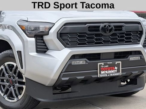 Used 2024 Toyota Tacoma TRD Sport RWD image 3