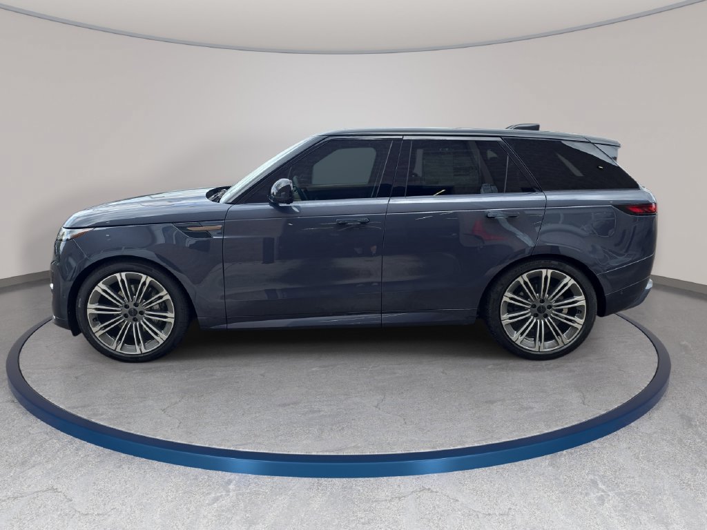 New 2027 Land Rover Range Rover Sport Dynamic SE AWD/4WD image 8