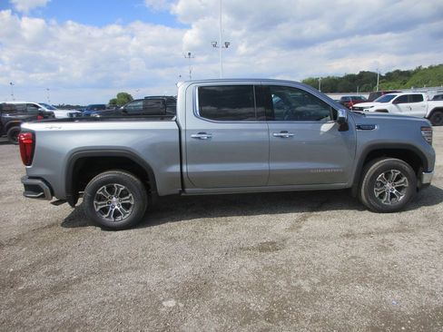 New 2026 GMC Sierra 1500 SLT w/ SLT Convenience Package AWD/4WD image 3