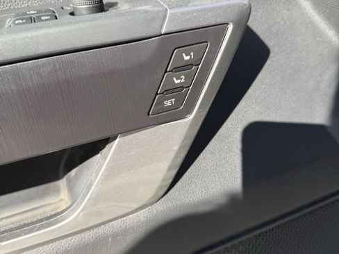 Used 2022 Toyota Tundra Platinum w/ Advanced Package image 14