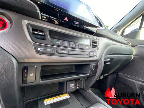 Used 2023 Honda Ridgeline RTL-E image 43