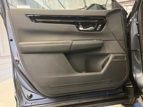 Used 2023 Honda CR-V Sport Touring image 10