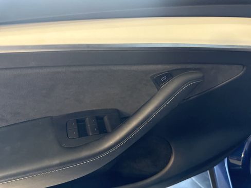 Used 2023 Tesla Model Y Long Range AWD/4WD image 20
