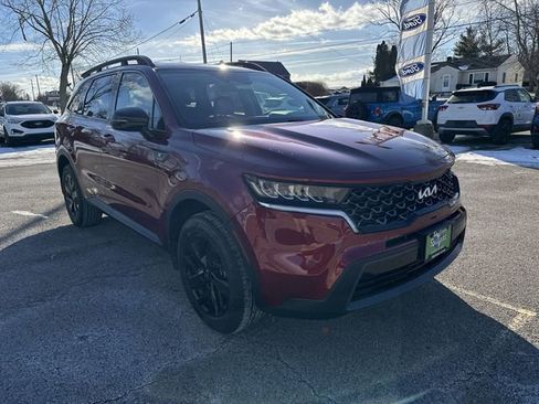 Used 2023 Kia Sorento S image 10