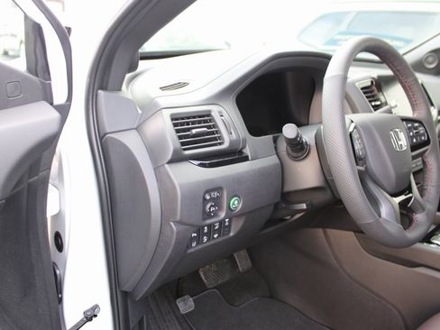 New 2026 Honda Ridgeline Black Edition image 24