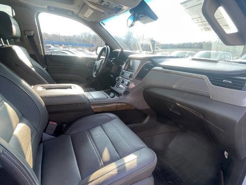 Used 2017 GMC Yukon XL Denali w/ Open Road Package image 17