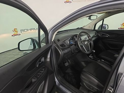 Used 2019 Buick Encore Preferred AWD/4WD image 17