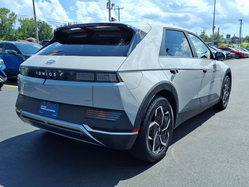 Used 2024 Hyundai Tucson Limited AWD/4WD image 5