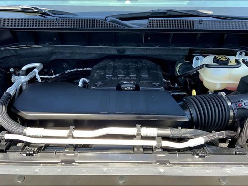 Used 2020 Chevrolet Silverado 1500 LT w/ Texas Edition image 31