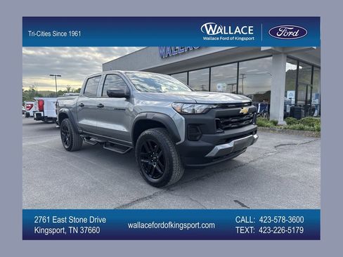 Used 2025 Chevrolet Colorado Trail Boss AWD/4WD image 1