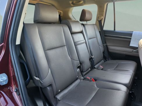 Used 2021 Lexus GX 460 Premium w/ Premium Package AWD/4WD image 21