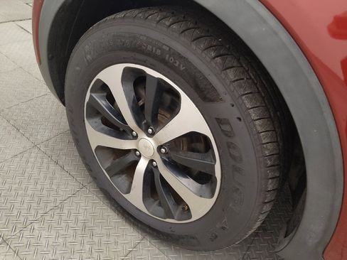 Used 2016 Kia Sorento EX FWD image 31