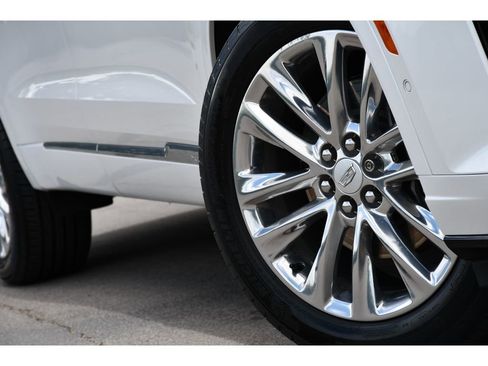 Certified 2023 Cadillac XT6 Premium Luxury w/ Platinum Package AWD/4WD image 11