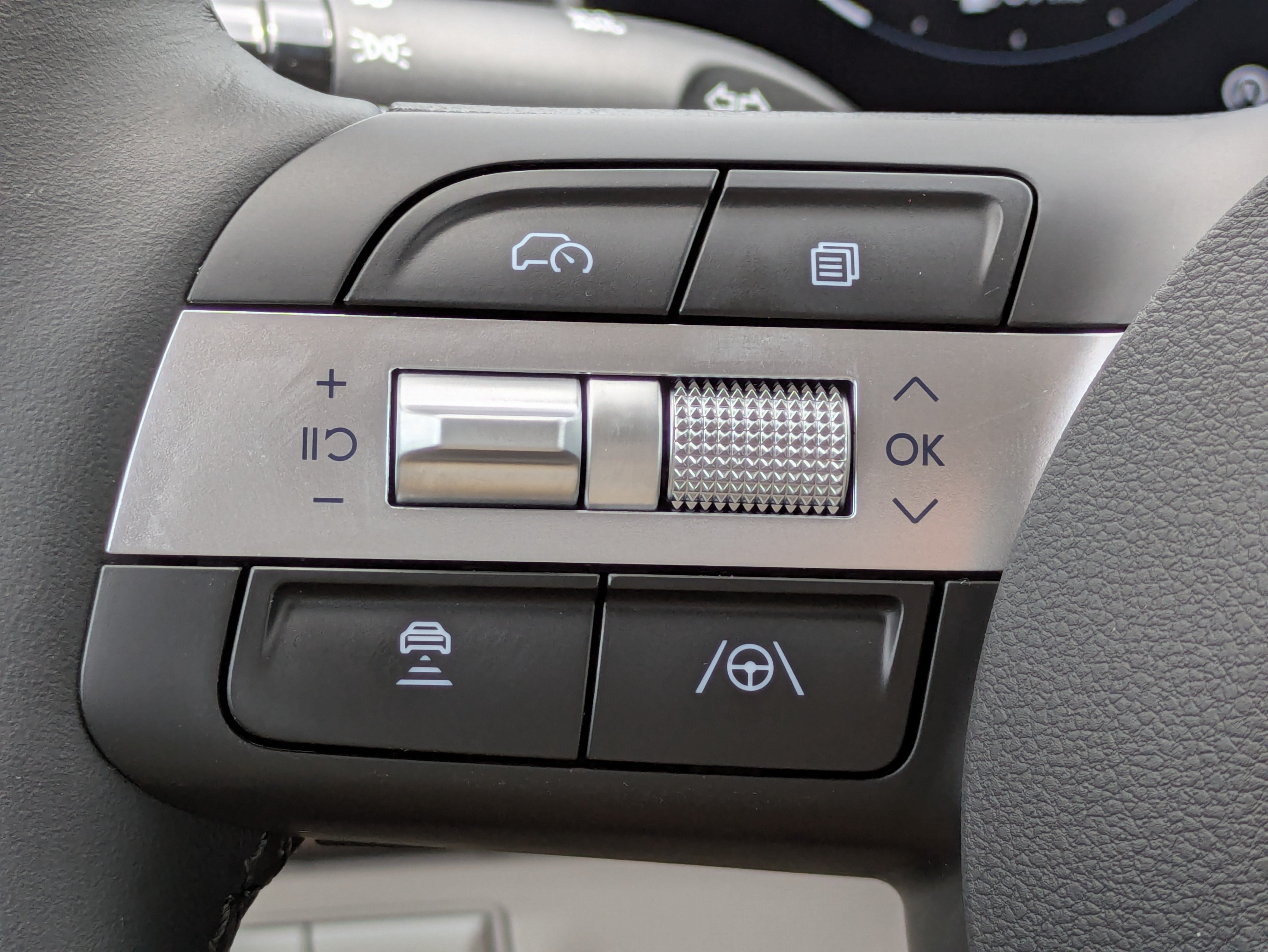 New 2026 Hyundai Tucson SEL FWD image 22