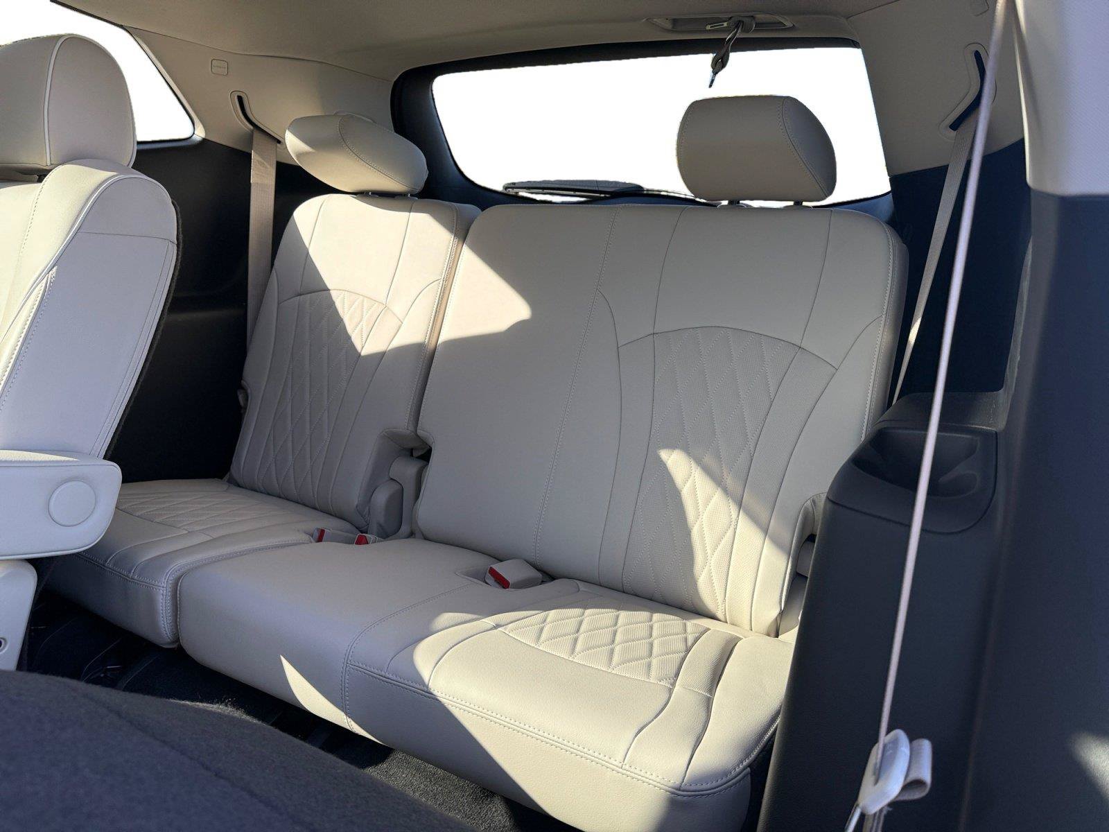 Used 2023 Buick Enclave Avenir w/ Trailering Package, 5000 lbs. AWD/4WD image 22