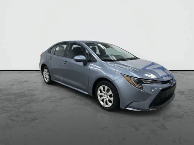 Used 2026 Toyota Corolla LE FWD image 5