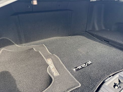 Used 2021 Toyota Mirai w/ Advanced Technology Package RWD image 20