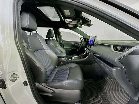 Certified 2025 Toyota RAV4 XSE image 30