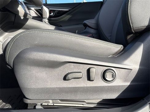 Certified 2025 Subaru Outback Onyx Edition w/ Popular Package #2 image 24