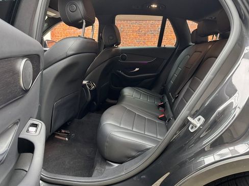 Used 2022 Mercedes-Benz GLC 300 4MATIC w/ Multimedia Package Lite image 24