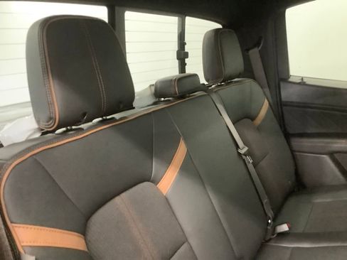 Used 2024 GMC Canyon AT4 w/ Canyon Safety Plus Package AWD/4WD image 32