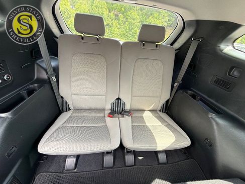 Used 2013 Hyundai Santa Fe GLS w/ Popular Equipment Pkg FWD image 23