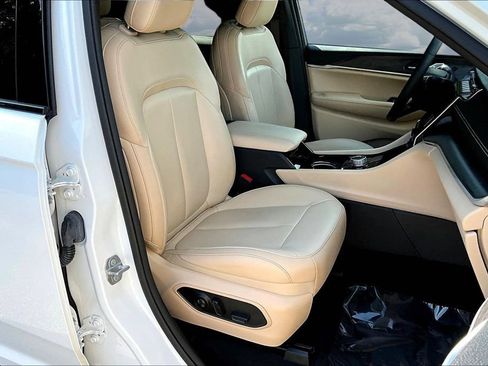 Used 2023 Jeep Grand Cherokee Limited RWD image 30