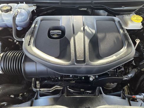 Used 2025 RAM 1500 Big Horn AWD/4WD image 21