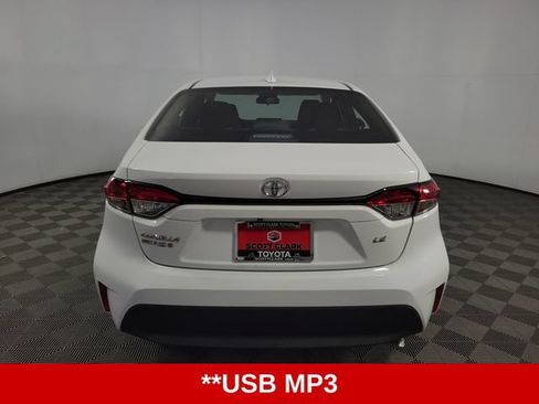 Used 2026 Toyota Corolla LE FWD image 7