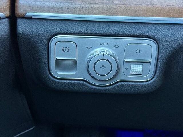 Certified 2025 Mercedes-Benz GLE 350 4MATIC image 33