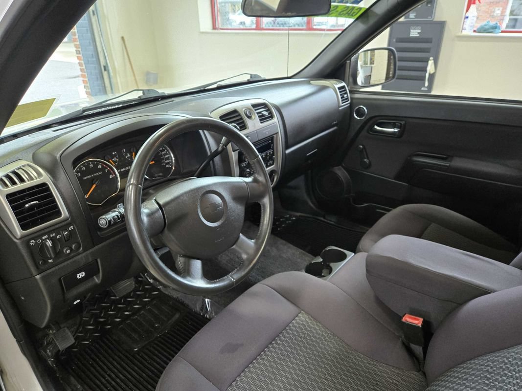 Used 2012 Chevrolet Colorado W/T RWD image 15