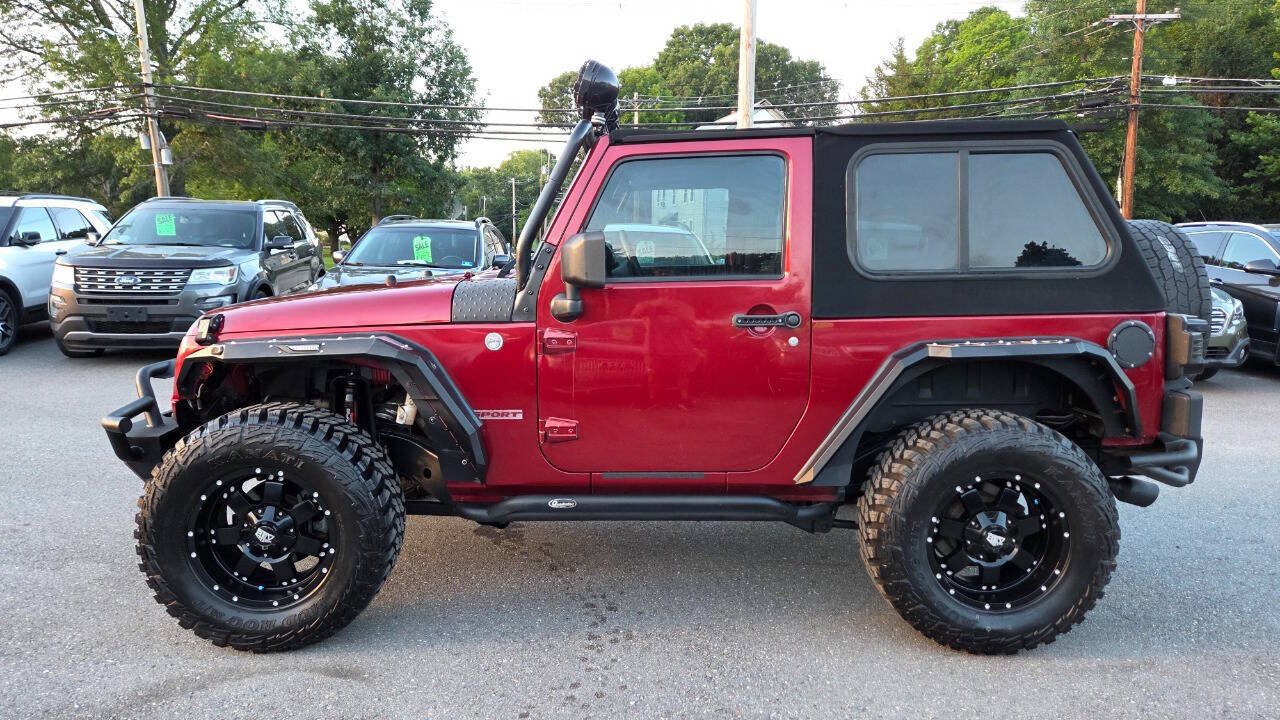 Used 2013 Jeep Wrangler Sport w/ Connectivity Group AWD/4WD image 9