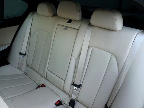 Used 2020 BMW 330i Sedan w/ Driving Assistance Package image 13