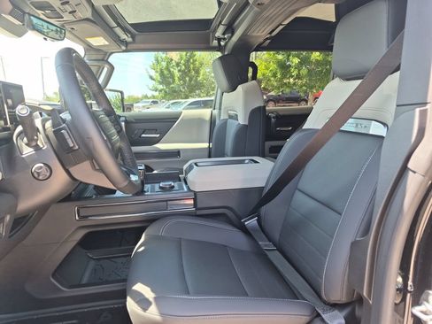New 2026 GMC Hummer EV SUV AWD/4WD image 18