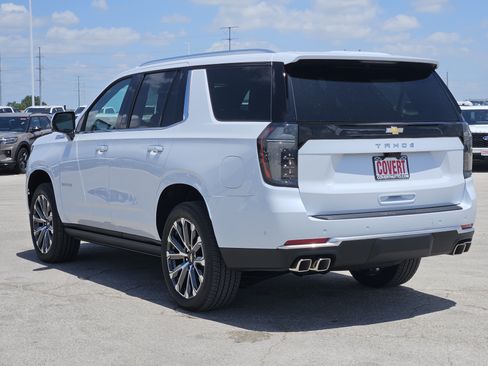 New 2026 Chevrolet Tahoe High Country AWD/4WD image 4
