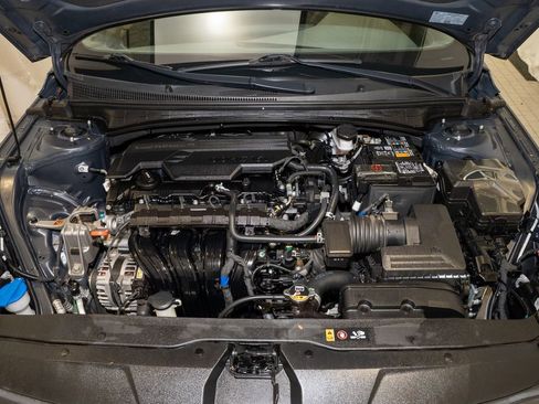 Used 2023 Hyundai Elantra SEL w/ Convenience Package image 18