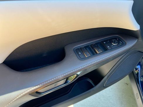 Certified 2025 Lexus RX 350 FWD w/ Convenience Package image 11