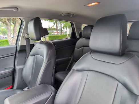 Used 2023 Kia Sportage EX FWD image 40