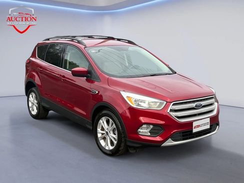 Used 2018 Ford Escape SE image 7