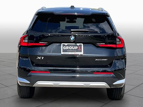 Used 2025 BMW X1 xDrive28i AWD/4WD image 5