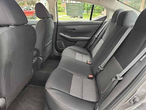 Used 2025 Nissan Sentra SV w/ All-Weather Package FWD image 10