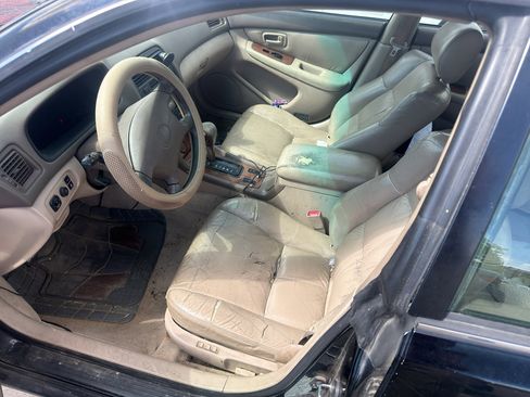 Used 1997 Lexus ES 330 FWD image 9