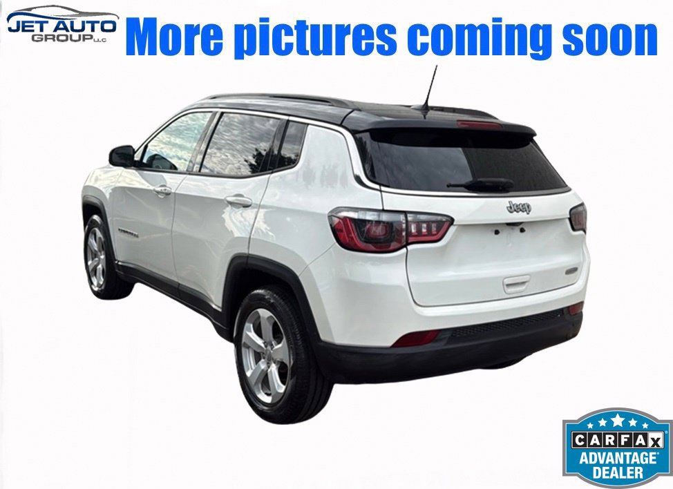 Used 2018 Jeep Compass Latitude w/ Popular Equipment Group FWD image 2