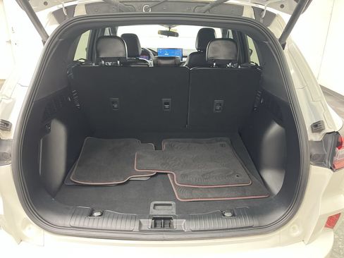 Certified 2023 Ford Escape ST-Line w/ Tech Pack #1 AWD/4WD image 28