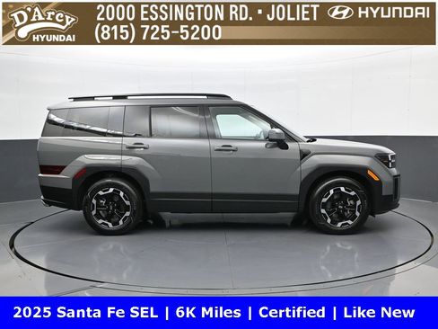 Used 2025 Hyundai Santa Fe SEL image 4