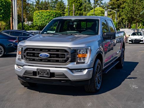 Used 2022 Ford F150 XLT w/ Equipment Group 302A High AWD/4WD image 5