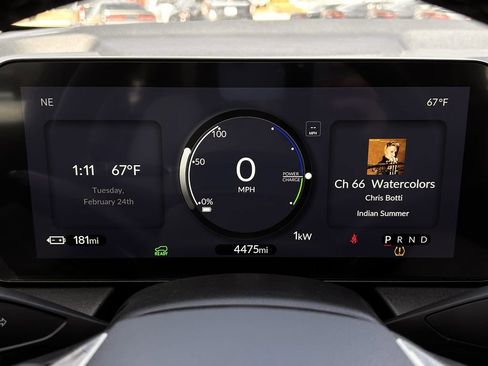 Used 2025 Honda Prologue Touring image 17