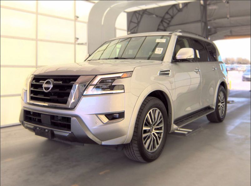 Used 2021 Nissan Armada SL w/ Captain's Chairs Package RWD image 3