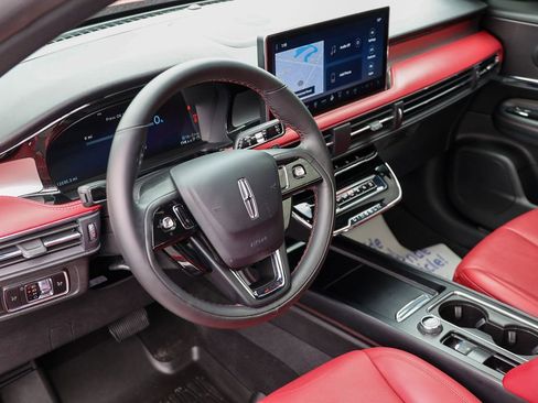 Certified 2024 Lincoln Corsair Grand Touring AWD/4WD image 30