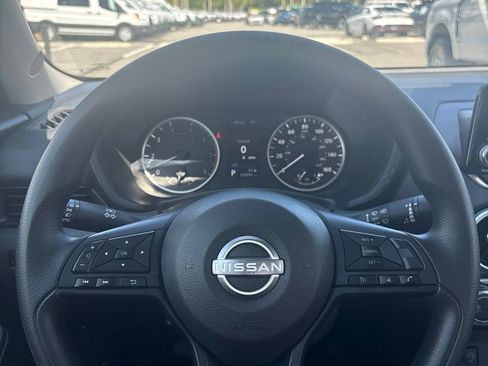 Used 2024 Nissan Sentra S FWD image 19